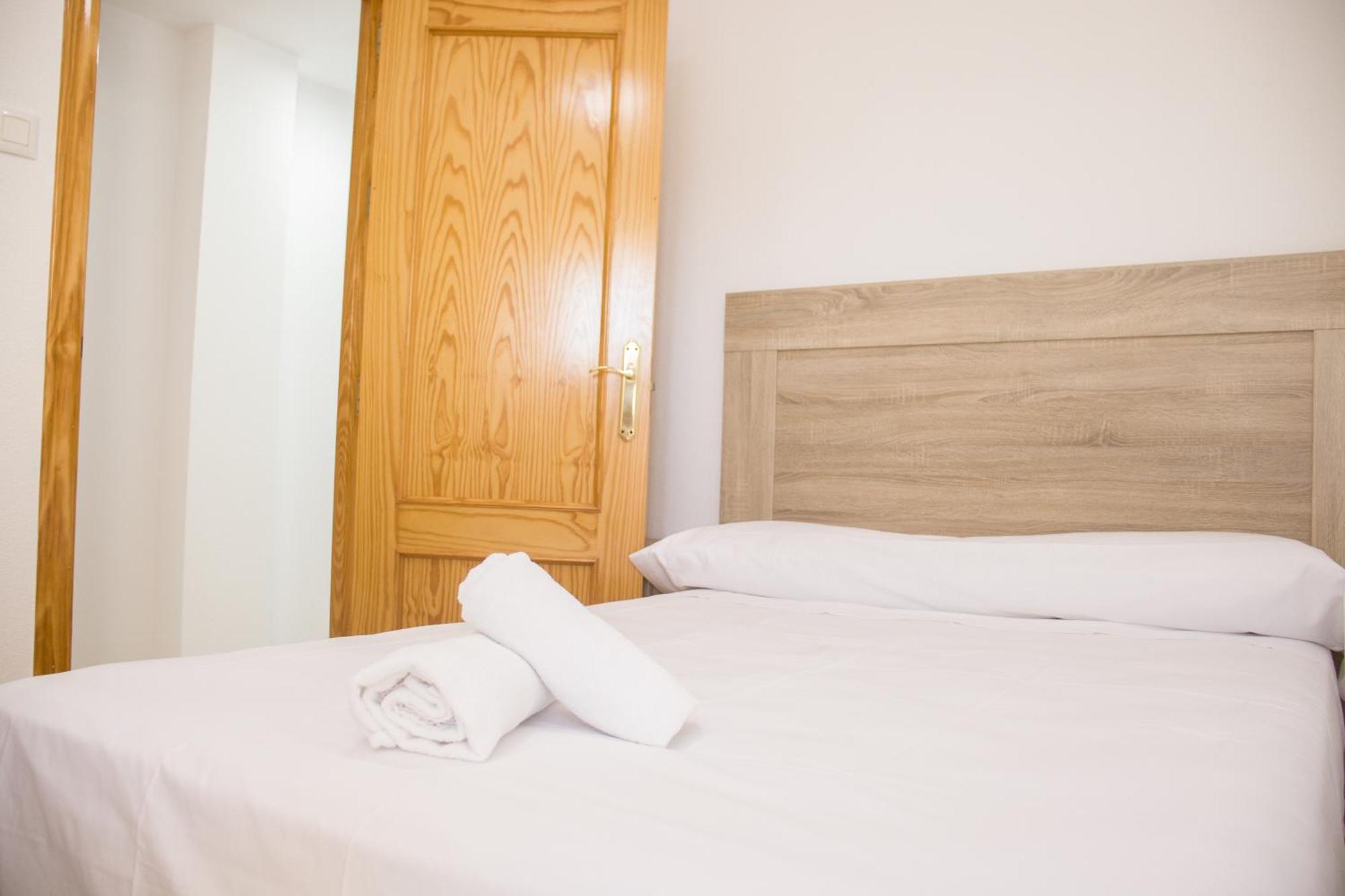 Apartamentos Luna De Aguilas Exterior photo
